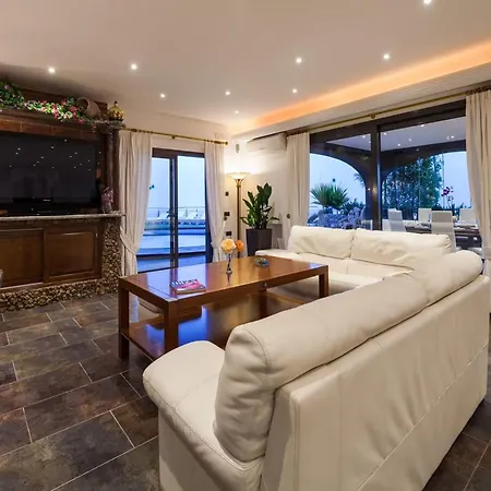 With Direct Sea Access Villa Talamanca (Ibiza)